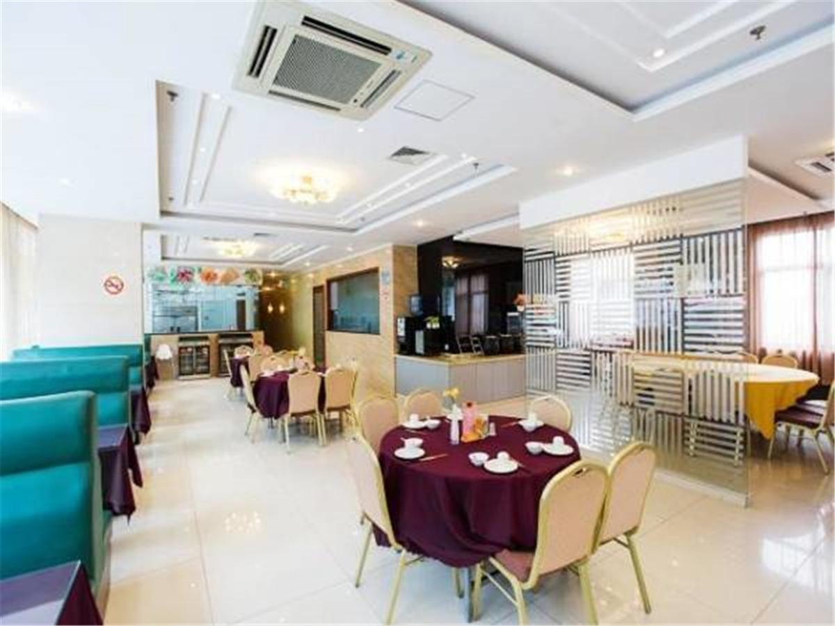Jingjiang Inn Shanghai Baoyang Pier Exteriör bild